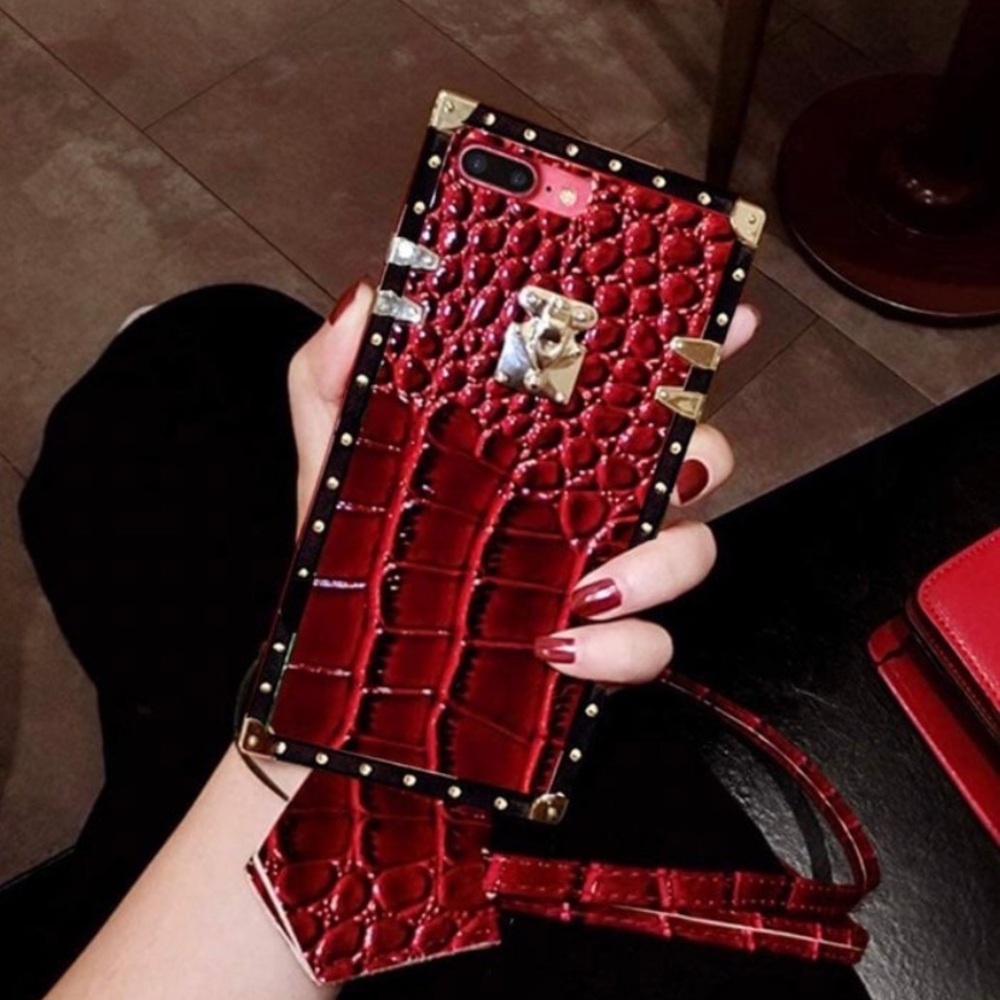 Kapadson iPhone 7+/ iPhone 8+ Red Dragon Case